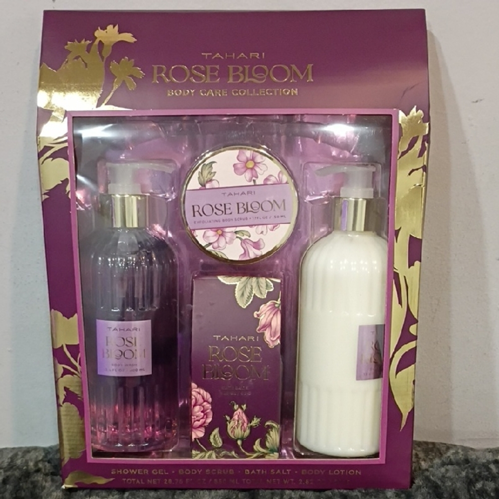 Tahari, NIB, Rose Bloom Body Care Collection, 4 Piece Set - Picture 1 of 8